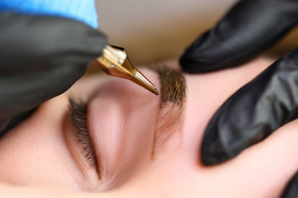 Xăm Microblading: Phương pháp làm đẹp lông mày hiệu quả và những lưu ý quan trọng